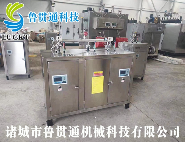 電熱管蒸汽發(fā)生器 各種型號(hào)現(xiàn)貨供應(yīng)，型號(hào)不同，功率不同，可適用于多種行業(yè)，歡迎來(lái)單咨詢(xún)